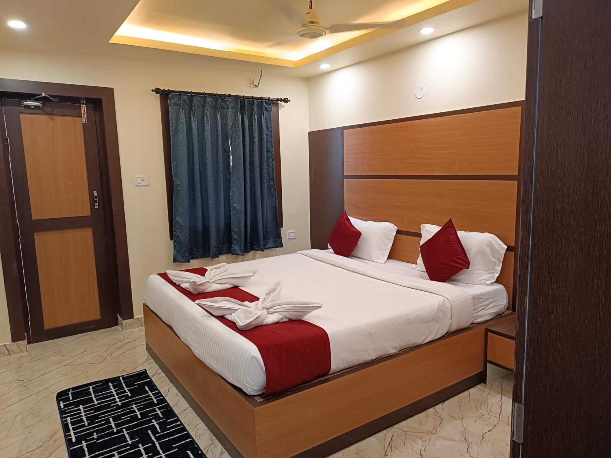 Mom Hotel - Unit Of Mom Hotel プリ エクステリア 写真